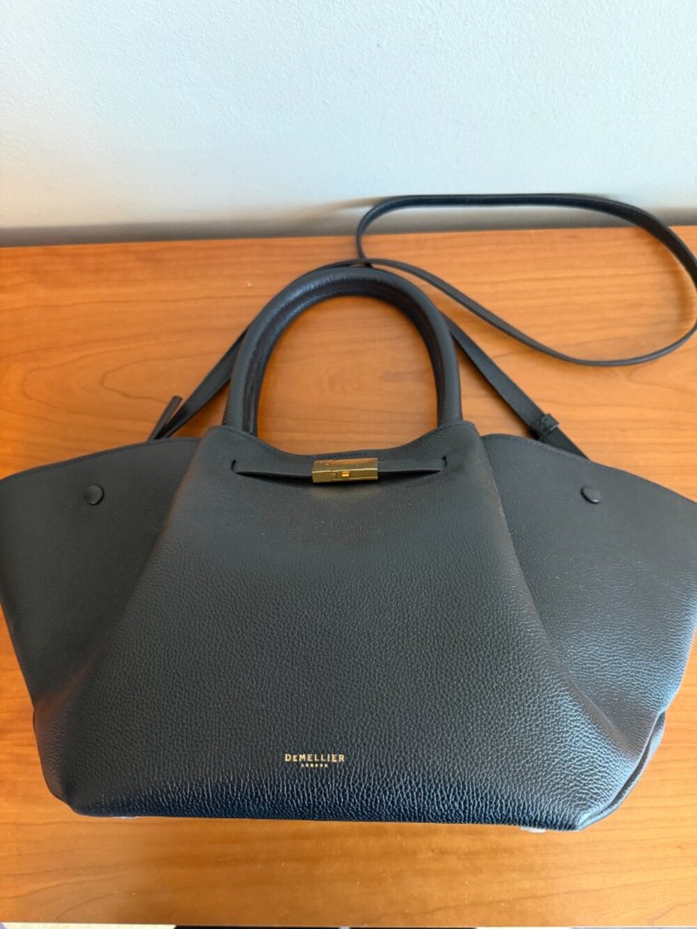 DeMellier the Midi New York textured black leather bag with cross body strap. - Picture 2 of 13